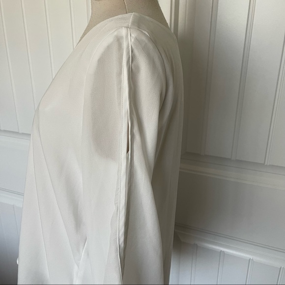 Lulu's White Split Sleeve Blouse - Picture 3 of 5